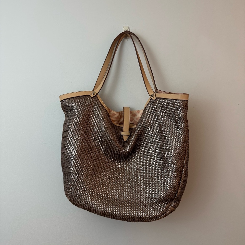 New STELLA & DOT RIVIERA Tote Rose Gold Metallic Woven Purse, Shoulder Bag - Picture 4 of 9